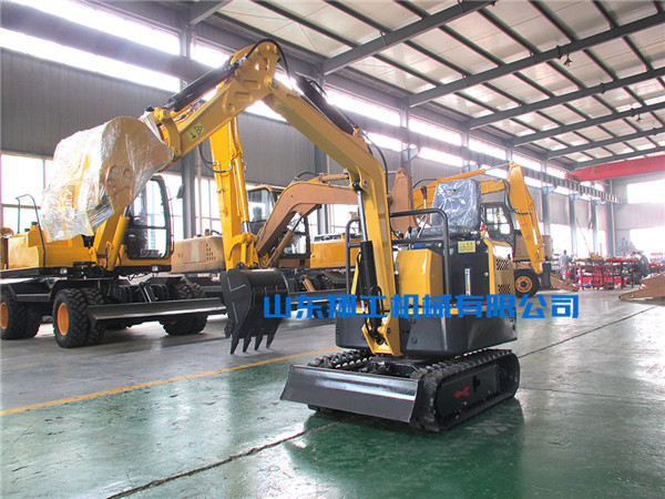 履帶式小型挖掘機